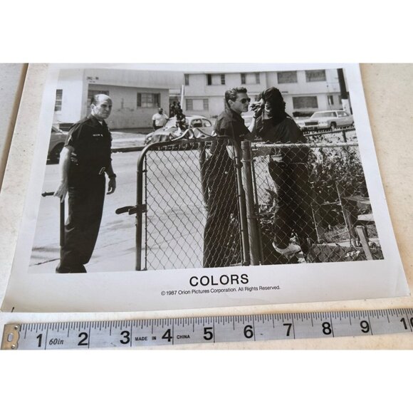 "Colors" Movie Actors Sean Penn & Robert Duvall Black & White Photo Print 10x8" - Picture 6 of 6